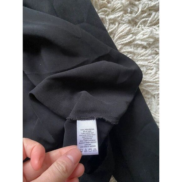 Edge By Jen Rade Top Blouse Black Zippered Half Zip Size 16 - Picture 5 of 5